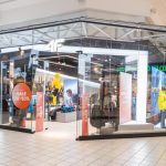 Witryna sklepu 4F w M1 Kraków