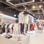 Wnętrze sklepu 4F w M1 Kraków