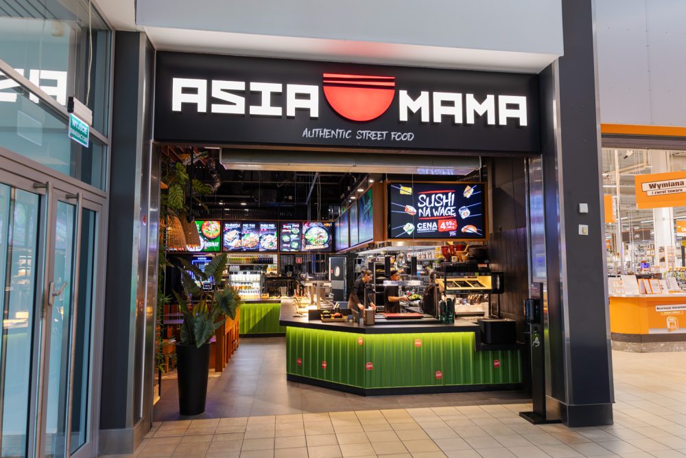 Wejście do restauracji Asia Mama w M1 Kraków