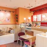 wnętrze Costa coffee w M1 Kraków