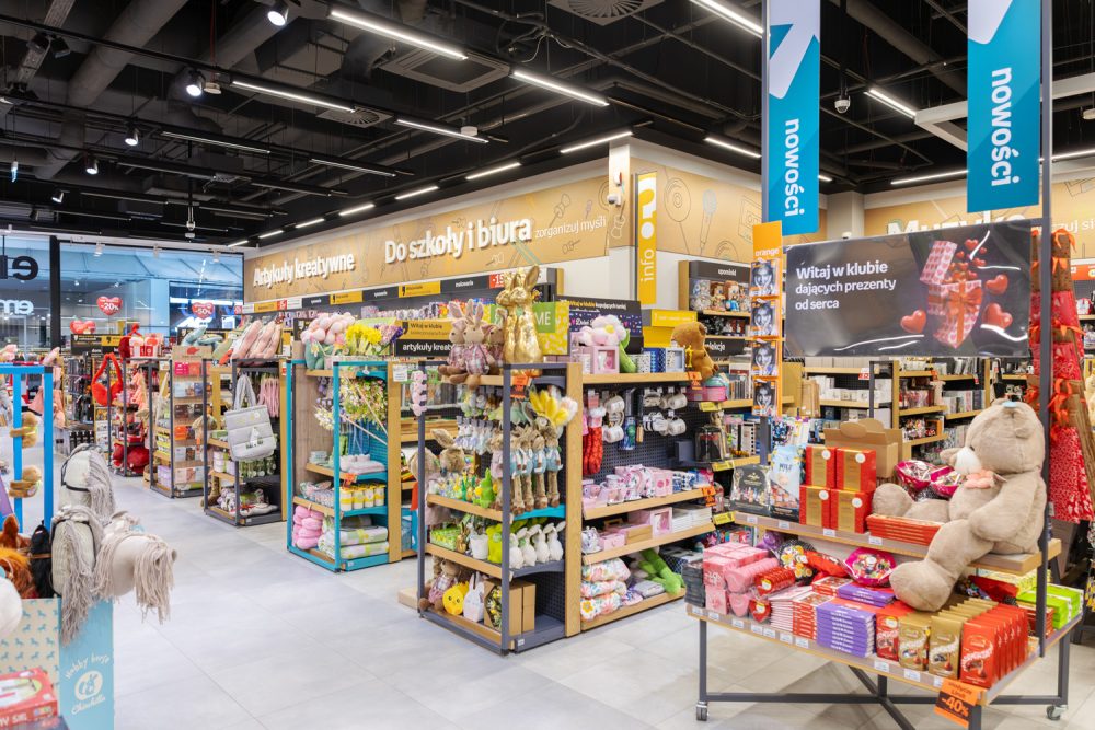 asortyment księgarni empik w M1 Kraków