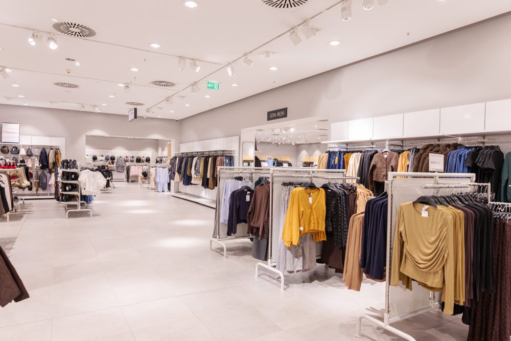 Asortyment sklepu H&M w M1 Kraków