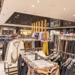 Wnętrze sklepu Reserved w M1 Kraków