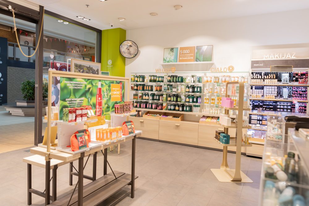 Asortyment sklepu Yves Rocher w M1 Kraków