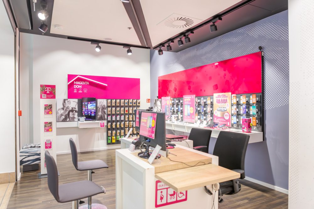 Punkt obsługi klientów w salonie T-Mobile w M1 Kraków