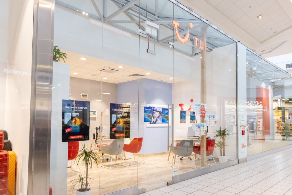 Witryna biura podróży TUI w M1 Kraków