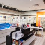 Wnętrze salonu Vision Express w M1 Kraków