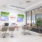 Zdjęcie wnętrza biura podróży Anex w M1 Kraków