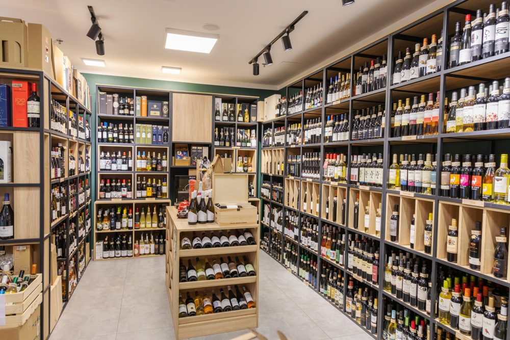 asortyment w sklepie dom wina w M1 Kraków