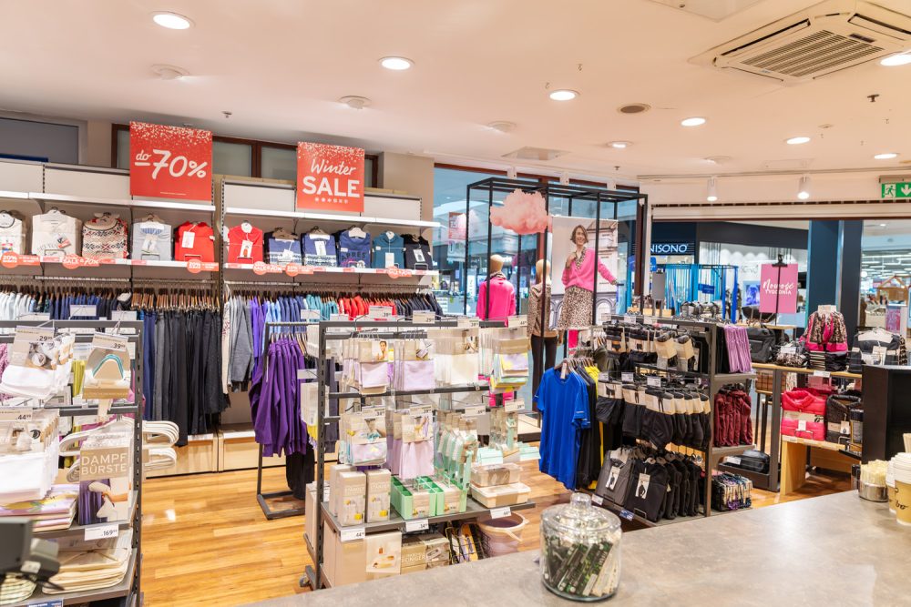 Wnętrze sklepu Tchibo w M1 Kraków