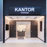 Witryna kantoru w M1 Kraków