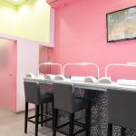 Stanowiska w salonie stylizacji paznokci Pazoo