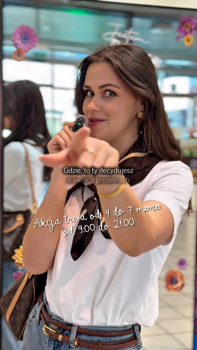 TU KOBIETA JEST W CENTRUM 🌸

My Dzień Kobiet w M1 świętujemy aż przez 4 dni (4-7 marca)! 😉 Zajrzyj do nas, spraw sobie przyjemność i sama zdecyduj, który prezent zgarniesz:

💄 Zestaw beauty -  kup Kartę Podarunkową za min. 100 zł i wybierz 3 kosmetyczne perełki.

👜 Stylowa zawieszka – zrób zakupy za min. 200 zł i zaprojektuj własną ozdobę do torebki, która podkreśli Twój styl.

Czekamy na Was w naszych strefach w godz. 9:00 – 21:00. ⏰
Dzienna pula prezentów jest ograniczona. Szczegóły i regulamin w punkcie akcji.

M1 Kraków| Akcja specjalna